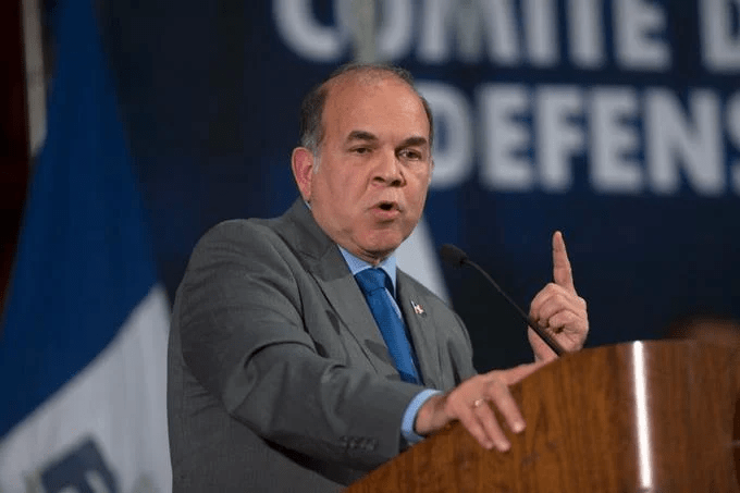 Pelegrín Castillo dice hay grupos dentro del gobierno que impiden avances de ejecutorias de Abinader