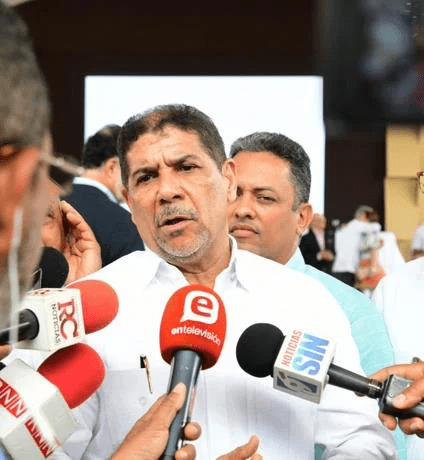 Sectores apoyan propuesta de alza salarial