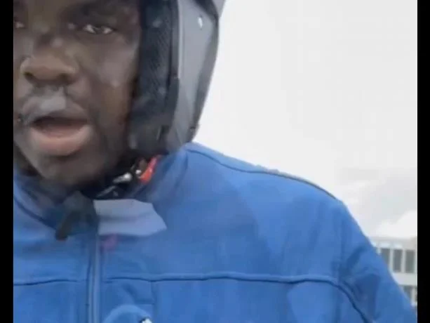 Policía apresa motorista que rompió cristal de mujer en la Kennedy