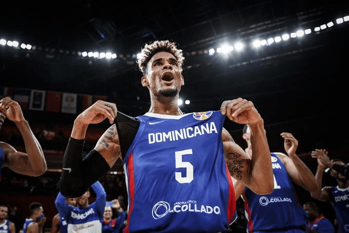 Víctor Liz llama “malagradecidos” a dominicanos tras derrota de la Selección