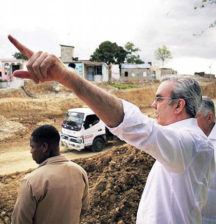 Abinader anunció en agosto obras por RD$12,000 MM