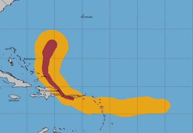 Fiona continúa fortaleciéndose en su trayectoria hacia archipiélago de las Bermudas