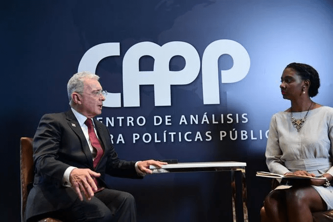 Álvaro Uribe: La socialdemocracia europea no es destructora, el socialismo del siglo XXI, sí Álvaro Uribe: La socialdemocracia europea no es destructora, el socialismo del siglo XXI, sí