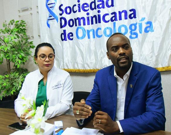 Críticas a Salud Pública por intención de suplir medicamentos a las ARS