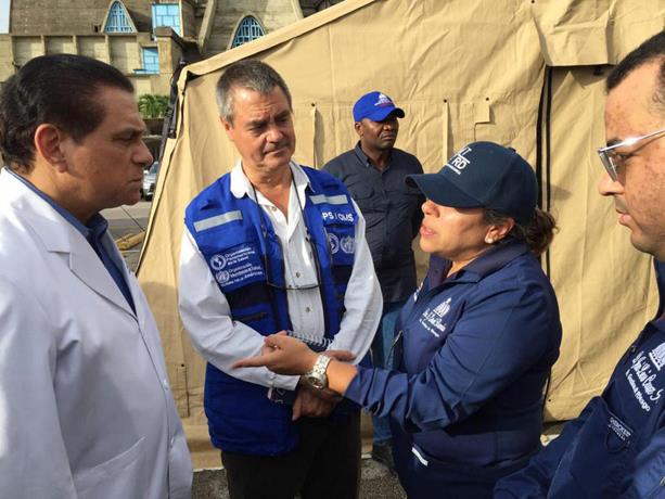 Incertidumbre abruma a damnificados de Fiona