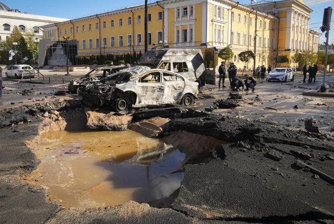 Rusia lanza ataques contra Kiev, los más grandes en meses