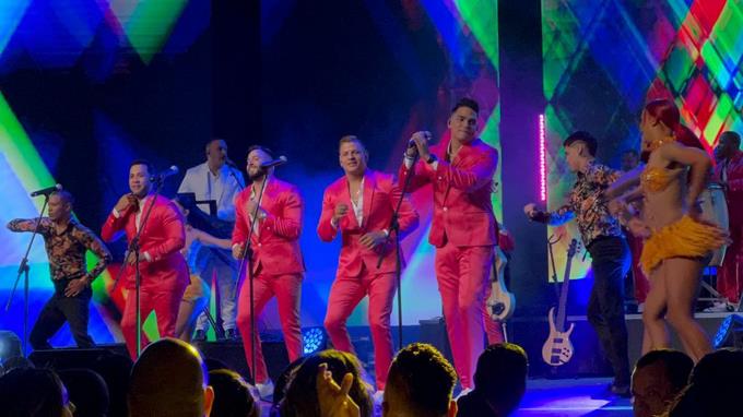 Chiquito Team Band: el poder de la salsa condimentada en República Dominicana