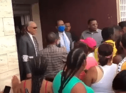 Mantequilla recibe a representantes de DGII para «regularizar» su empresa