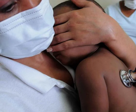 Suben casos de niños con virus respiratorios