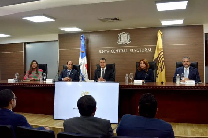 Partidos harán pausa de campaña a destiempo