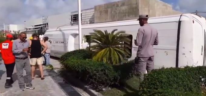 Aumentan a cuatro los muertos en accidente en Bávaro; hay varios heridos de gravedad