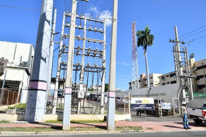 Edeeste restablece servicio a Gascue tras incendio en subestación eléctrica