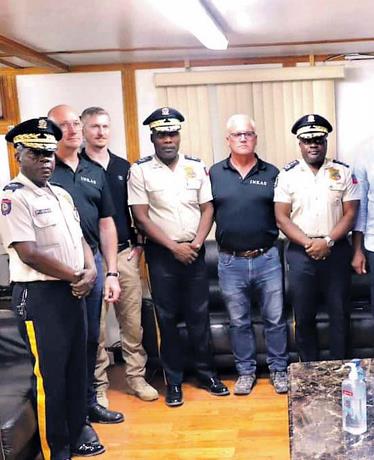 La maquinaria de fuego pesado ya está lista para actuar en Haití