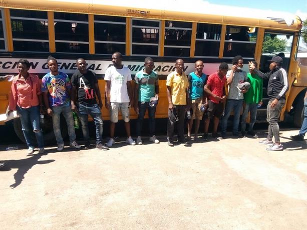 Migración dice ha deportado más de 5,000 haitianos en la última semana                     