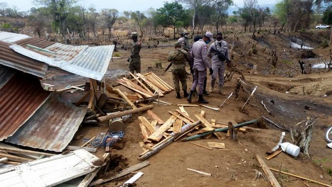 Abinader crea una unidad especializada para perseguir invasiones de tierra; los extranjeros serán expulsados