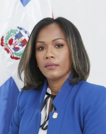 Renuncia diputada del PRD y se declara independiente