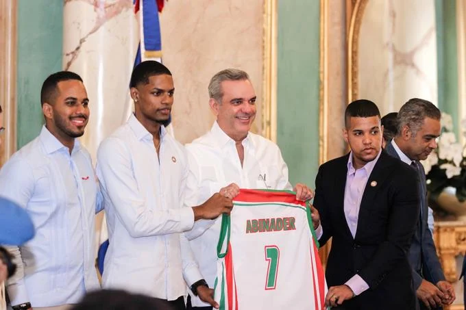 Presidente Abinader ordena la remodelación completa del Club Bameso