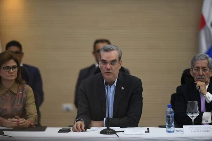 Abinader destaca el nivel de consenso obtenido por los sectores en mesas técnicas para las reformas