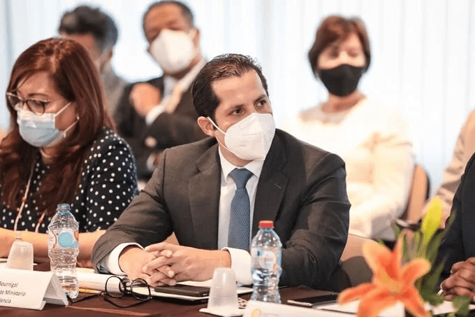 Presidente Abinader designa a Ernesto Bournigal como superintendente del Mercado de Valores