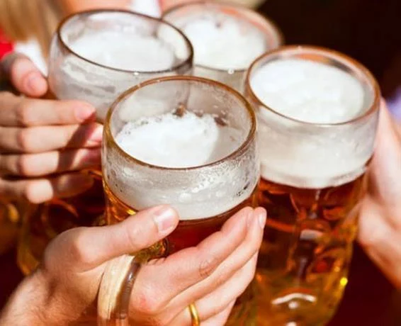 Interior y Policía levanta restricción de venta y consumo de bebidas en Gran Santo Domingo