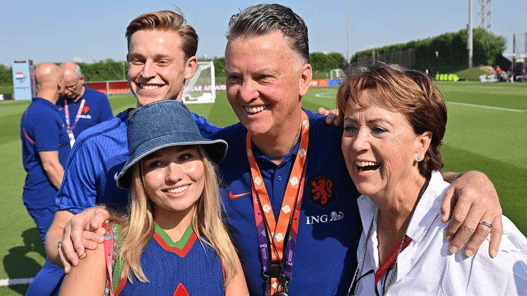 La propuesta sexual de Louis van Gaal a su esposa durante un entrenamiento de los Países Bajos