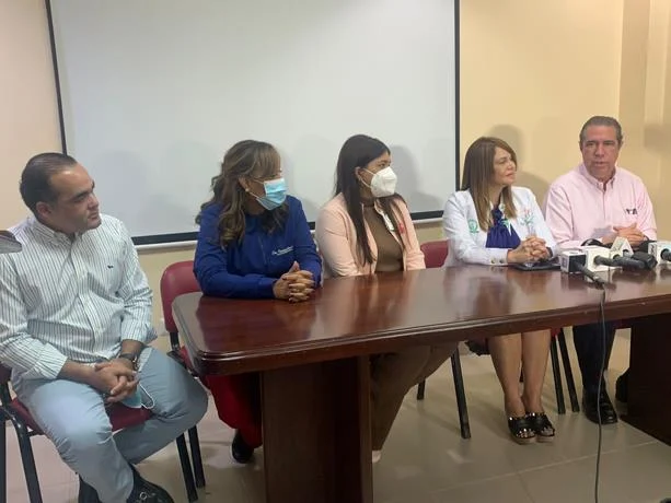 Abel Martínez es diagnosticado con COVID-19