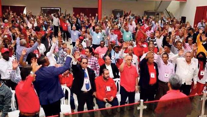 PRSC reelige a Quique Antún en la presidencia del partido