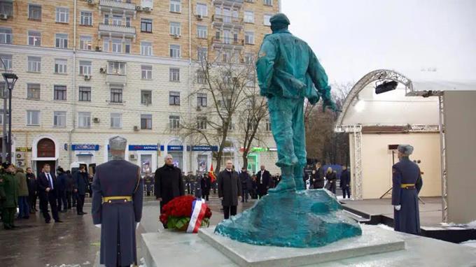 Putin y Díaz Canel inauguran estatua de Fidel Castro