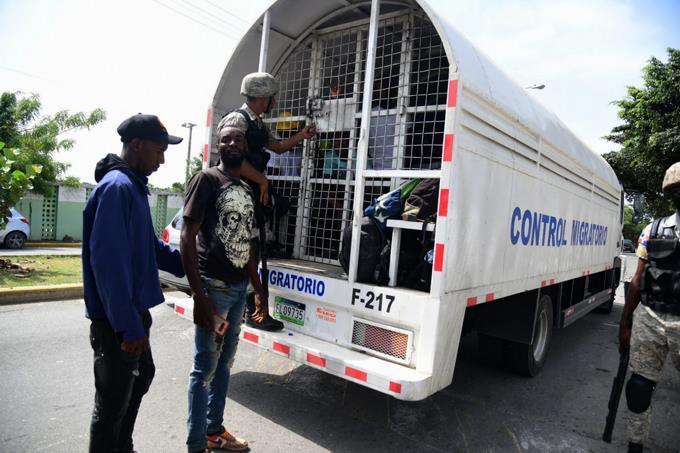 Migración: Repatriaciones no se han detenido ni se detendrán