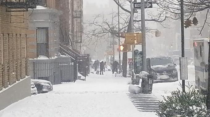 Una enorme tormenta invernal amenaza gran parte de EE.UU.