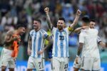 Argentinos celebran en las calles conquista de la Copa del Mundo￼