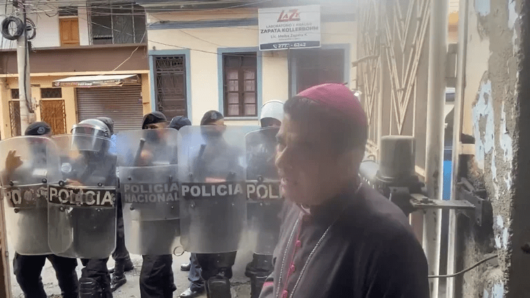 El régimen de Nicaragua acusó al obispo Rolando Álvarez de conspiración y propagación de noticias falsas