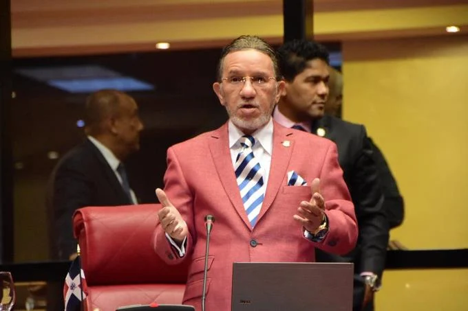 Amable Aristy Castro, el pequeño limpiabotas y mensajero que dominó el quehacer político como nadie