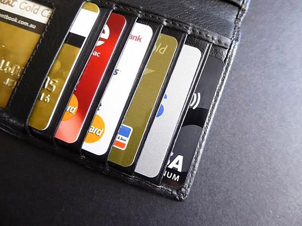 Uso de tarjetas subió 37.3% el Viernes Negro