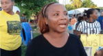 Familiares de madre de recién nacida raptada en Maternidad de Los Mina realizan protesta