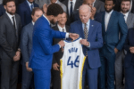 Joe Biden elogia la garra y compromiso de los Warriors de Golden State