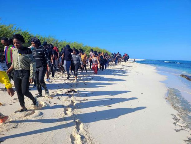 Amplio número de cubanos y haitianos llegan a Bahamas