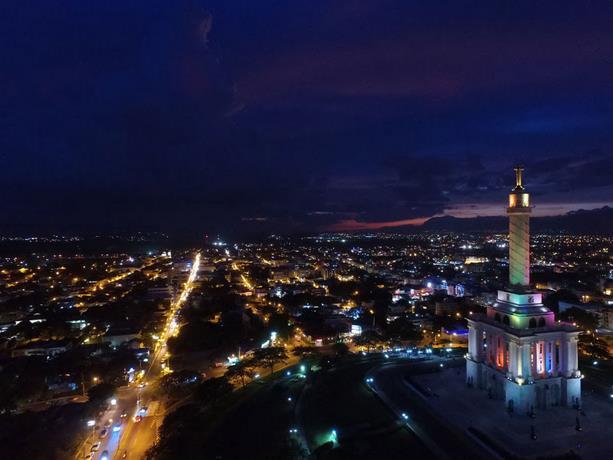 Santiago, el “destino estrella” de República Dominicana en feria turística en Colombia