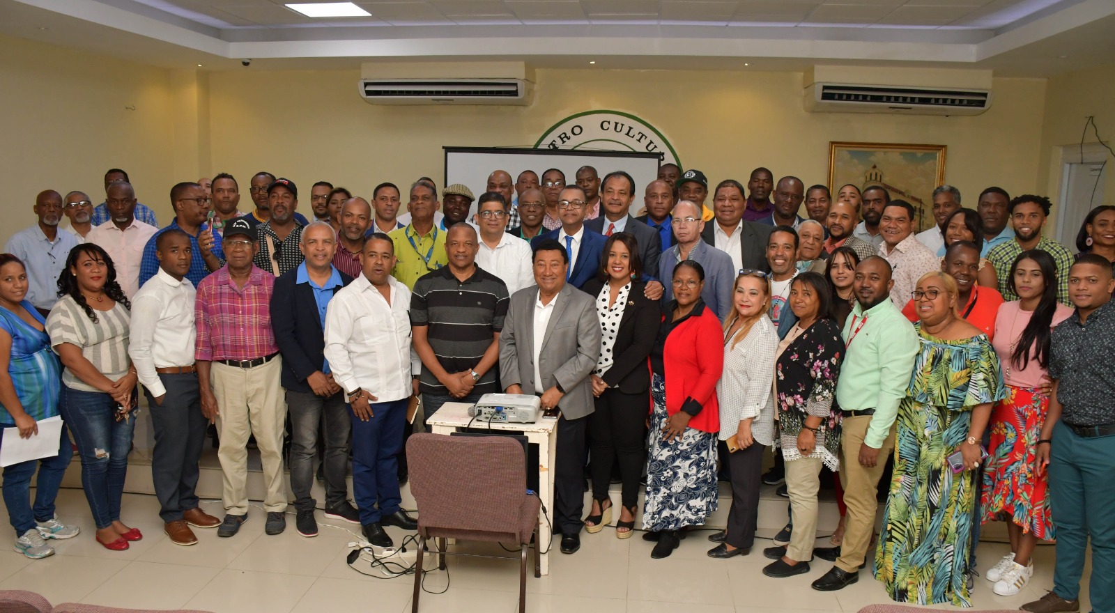 ONAPI y La Asociación Dominicana de Productores de Opinión Pública realizan Conferencia sobre Signos Distintivos en San Pedro de Macorís