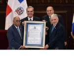 El Senado le rinde homenaje a Ray Guevara