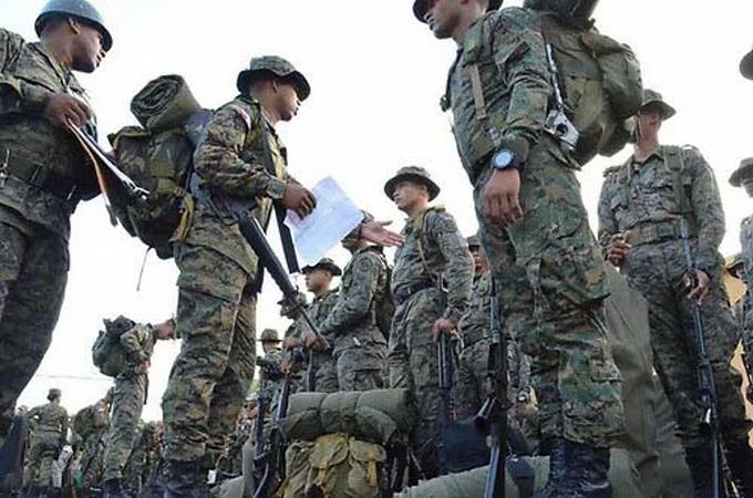 Militares en red de tráfico haitianos