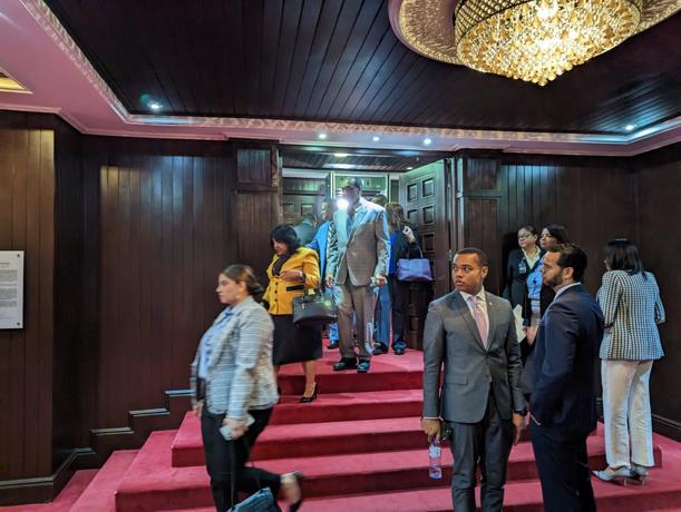 Diputados del PLD se retiran por tercera vez consecutiva de la sesión de trabajo