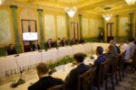 Luis Abinader se reunió en privado con el presidente del Banco Mundial