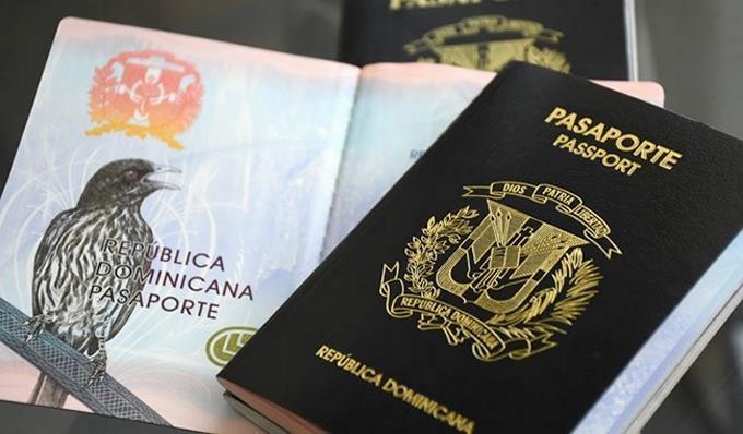 Pasaportes trabajará hasta las 9:00 de la noche