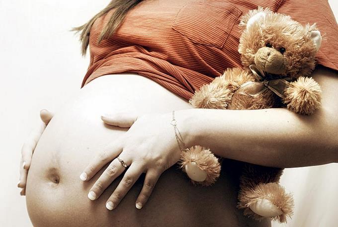 Embarazos en adolescentes le cuesta al Estado dominicano 245 millones de dólares al año