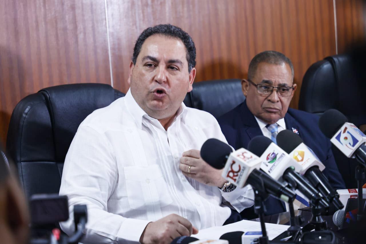 SNS trabaja para reducir indicadores de Mortalidad Materna y Neonatal; se solidariza con familiares fallecidos