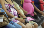 Embarazadas temen parir en hospital de Los Mina