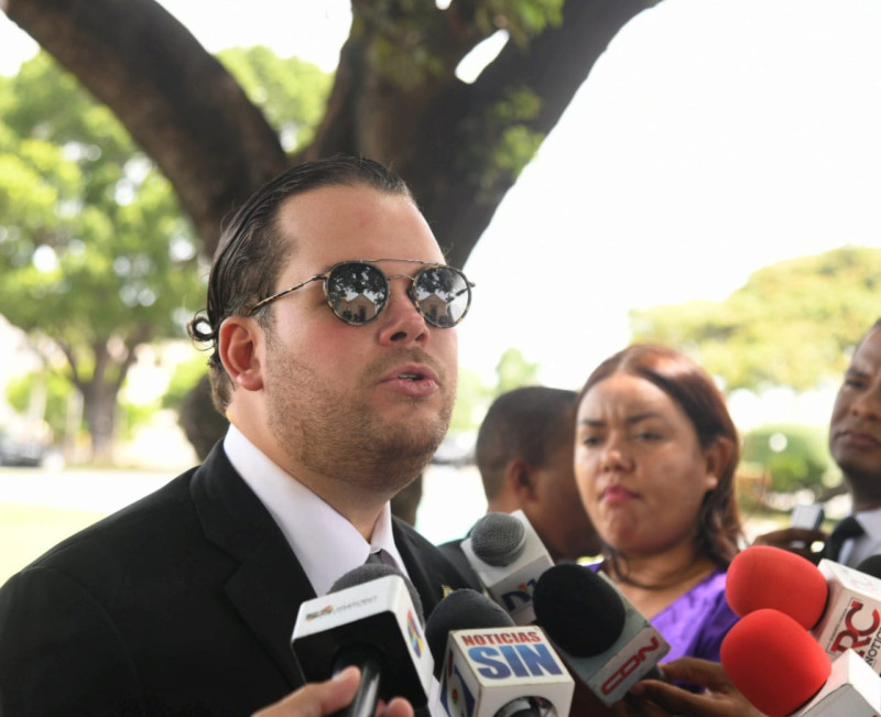 Orlando Jorge Villegas tras declaraciones de Ceara-Hatton: “El nombre de mi padre se defiende sólo”