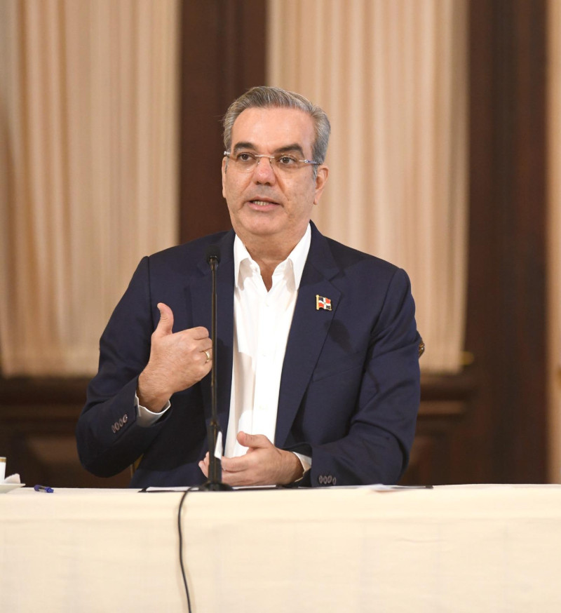 Abinader encabeza consejo de gobierno para tratar seguridad ciudadana, reforestación y economía