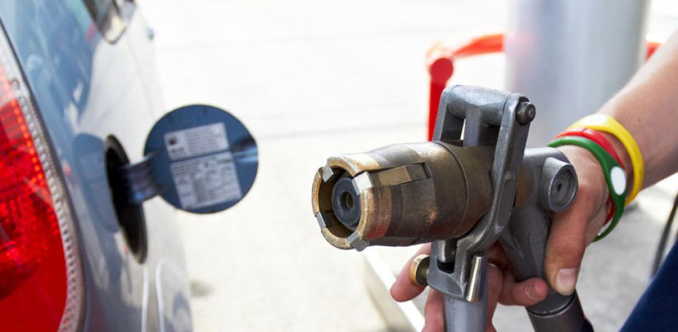 Baja precio del GLP; gasolinas congeladas